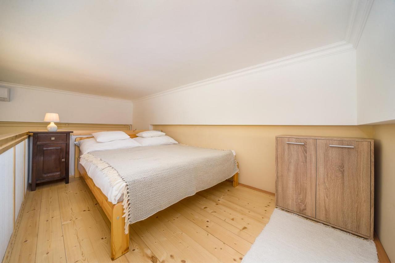 Vintage Apartment Печ Экстерьер фото