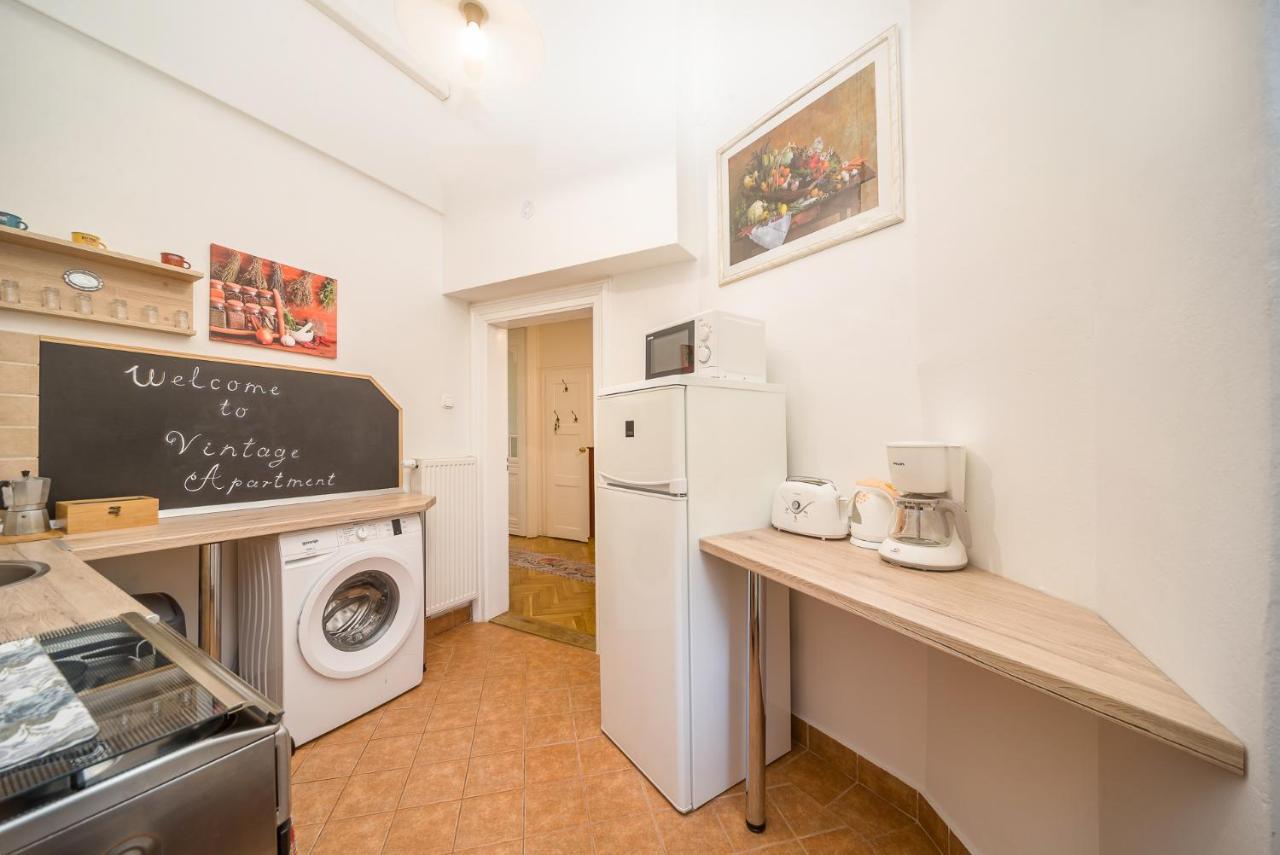 Vintage Apartment Печ Экстерьер фото