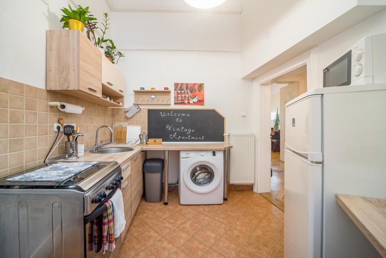 Vintage Apartment Печ Экстерьер фото
