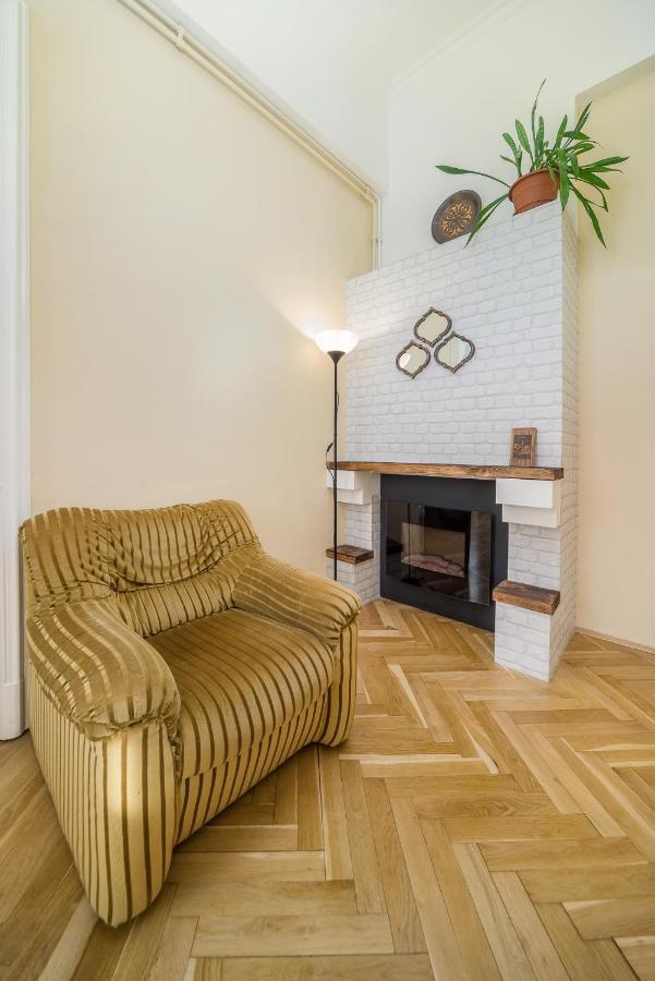 Vintage Apartment Печ Экстерьер фото