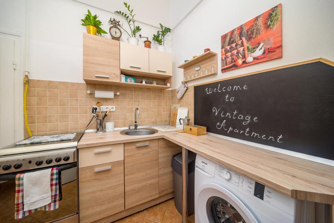 Vintage Apartment Печ Экстерьер фото